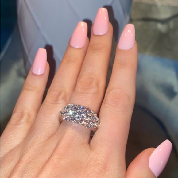 Acrylic Ring With Swarovski Crystals, Lucite Ring, Modern Crystal Ring - Picture 5 of 13